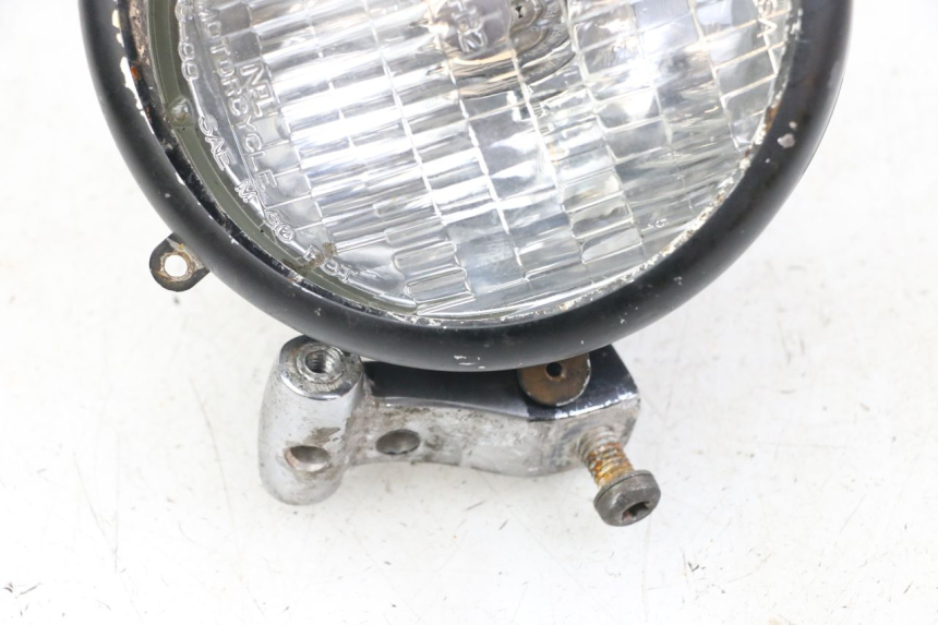 photo de Headlight HARLEY DAVIDSON SPORTSTER XL CUSTOM 1200 (2003 - 2004) - Autre angle de vue