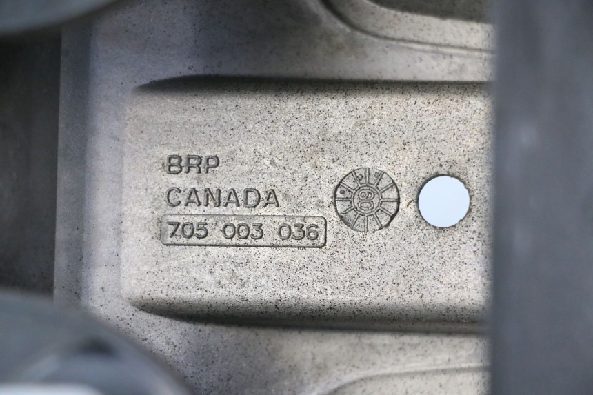 photo de PHARE AVANT CAN-AM SPYDER RS 1000 (2008 - 2012) - Zoom état d’usage