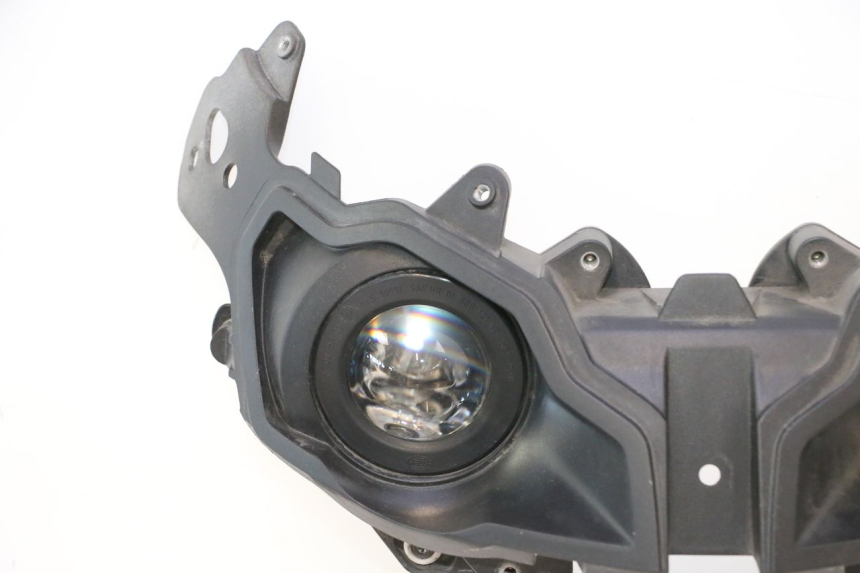 photo de PHARE AVANT CAN-AM SPYDER RS 1000 (2008 - 2012) - Marquages et références
