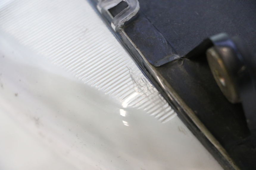 photo de PHARE AVANT DUCATI SS IE DS CARENEE 1000 (2002 - 2006) - Détail de la pièce