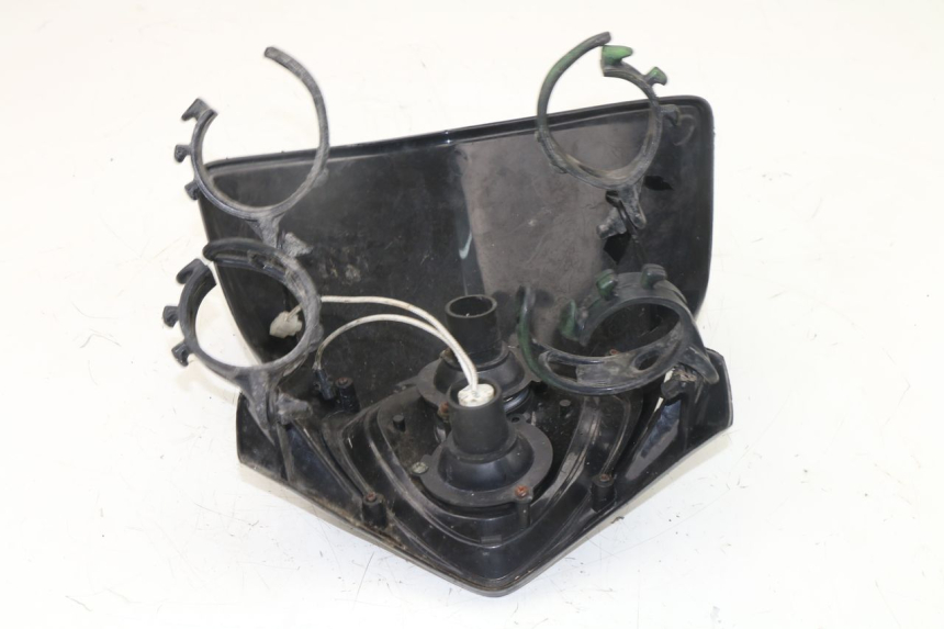 photo de PHARE AVANT RAZZO STR 50 (2009 - 2018) - État de surface