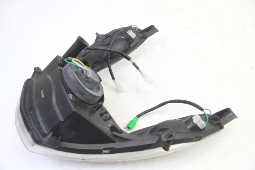 photo de PHARE AVANT PEUGEOT STREETZONE I NAKED 2T 50 (2018 - 2020) - Gros plan technique