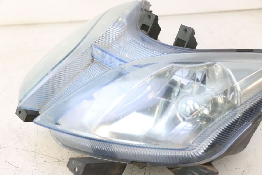 photo de PHARE AVANT KYMCO SUPER 8 2T 50 (2007 - 2013) - État de surface