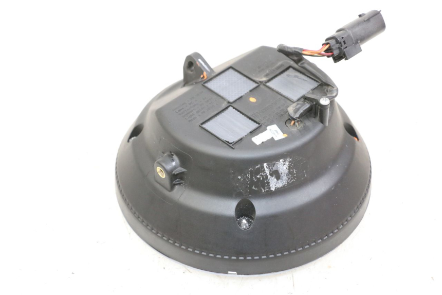 photo de PHARE AVANT HUSQVARNA SVARTPILEN 401 (2018 - 2023) - Gros plan technique