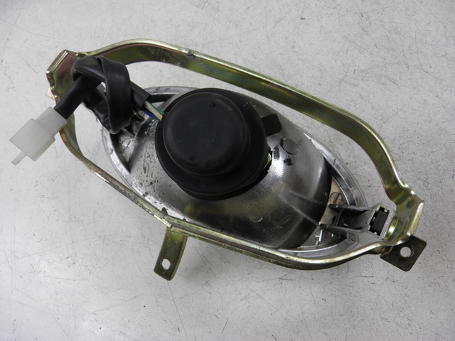 photo de PHARE AVANT SWEET ELEC SWEET RACER TOB BOY 1 (2009 - 2012) - Points de fixation