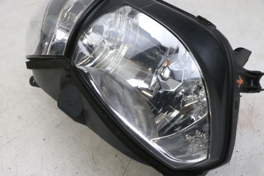 photo de PHARE AVANT YAMAHA TDM ABS 900 (2002 - 2014) - Zoom état d’usage