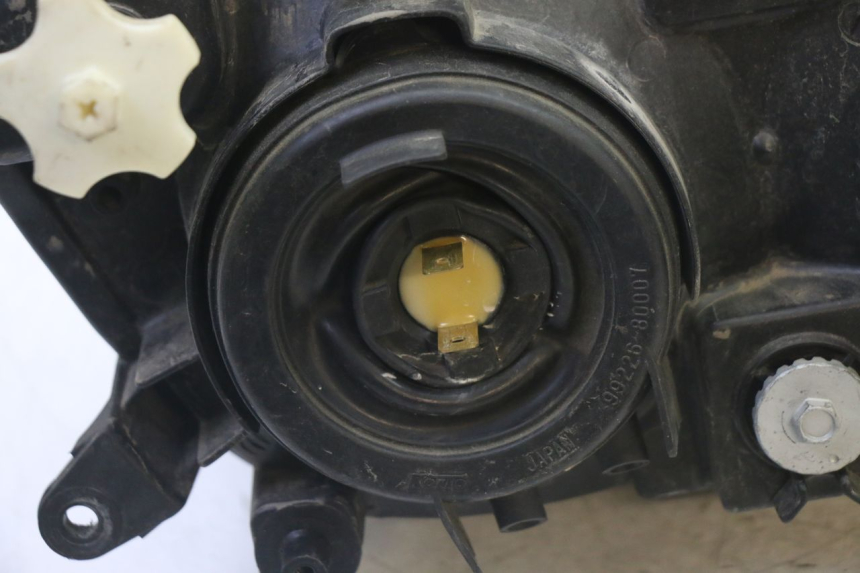 photo de PHARE AVANT YAMAHA TDM ABS 900 (2002 - 2014) - Points de fixation