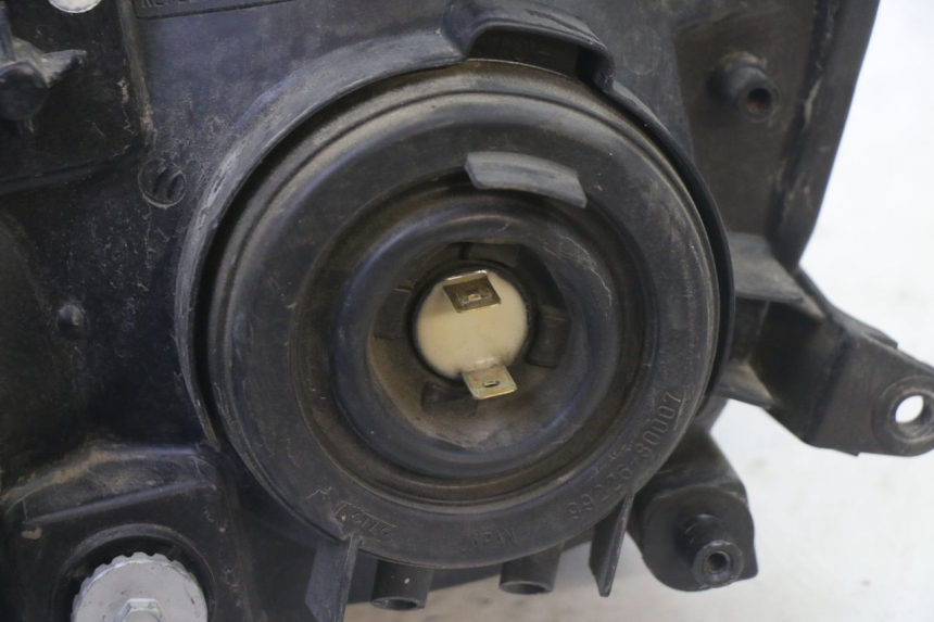 photo de PHARE AVANT YAMAHA TDM ABS 900 (2002 - 2014) - État de surface