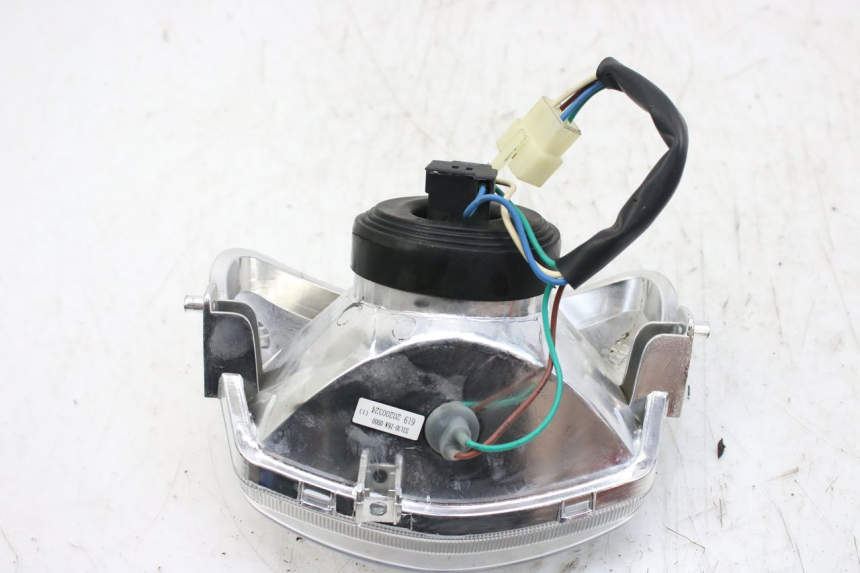 photo de PHARE AVANT PEUGEOT TWEET 4T 50 (2010 - 2014) - Zoom état d’usage