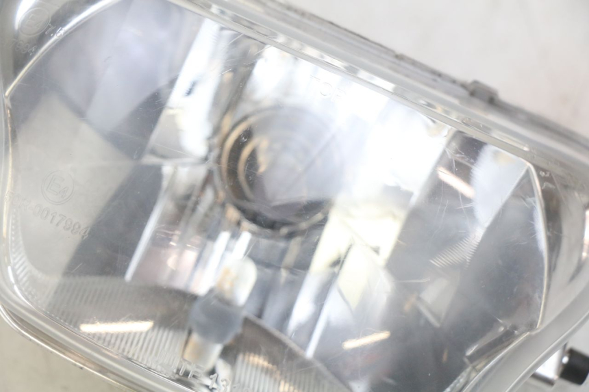 photo de PHARE AVANT PEUGEOT TWEET 4T 50 (2018 - 2022) - Zoom état d’usage