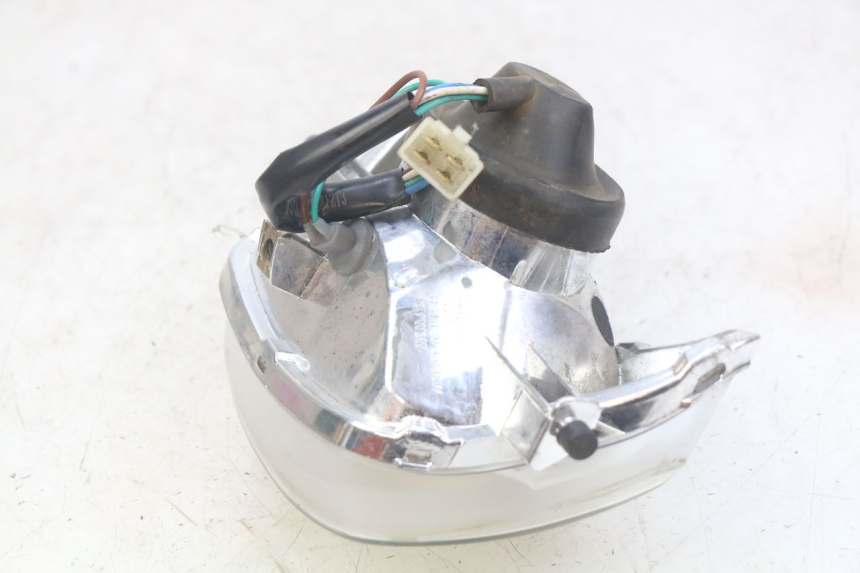 photo de PHARE AVANT PEUGEOT TWEET 4T 50 (2018 - 2022) - Points de fixation