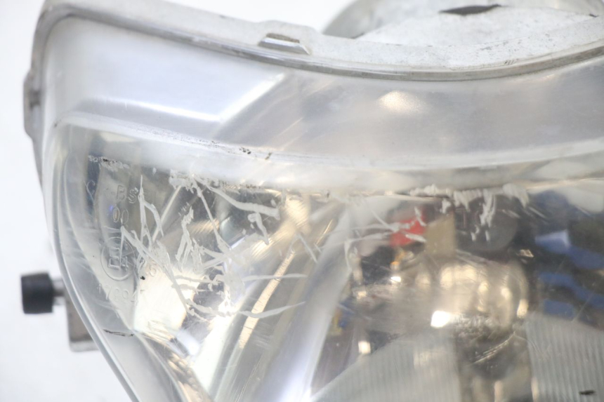 photo de PHARE AVANT PEUGEOT TWEET PRO CARGO 50 (2018 - 2022) - Zoom état d’usage