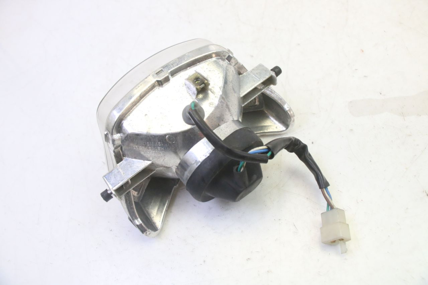 photo de PHARE AVANT PEUGEOT TWEET PRO CARGO 50 (2018 - 2022) - Gros plan technique