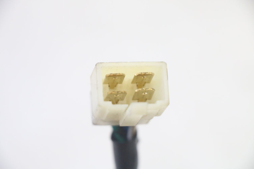 photo de PHARE AVANT PEUGEOT TWEET PRO EFI 4T 50 (2021 - 2022) - Points de fixation