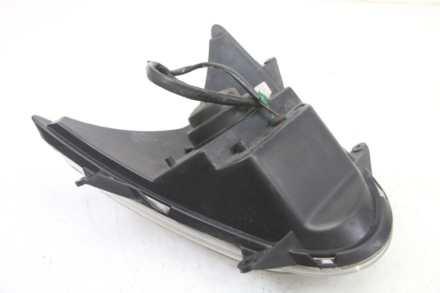 photo de PHARE AVANT UNIVERSAL BIKE ZN50QT-11B 50 (2018 - 2021) - Gros plan technique