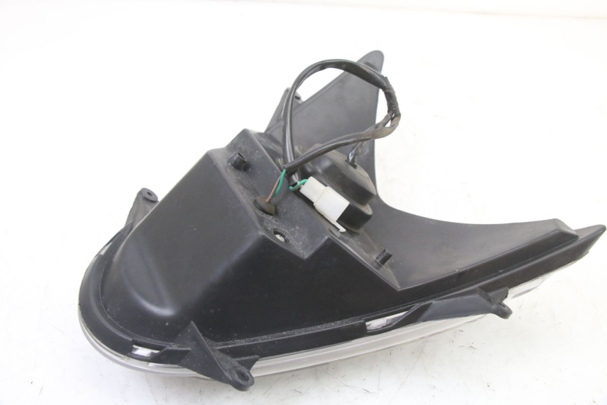 photo de PHARE AVANT UNIVERSAL BIKE ZN50QT-11B 50 (2018 - 2021) - Vue d’ensemble