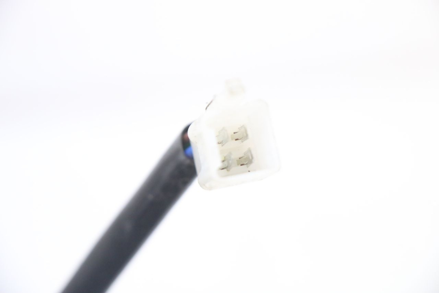 photo de PHARE AVANT UNIVERSAL BIKE ZN50QT-11B 50 (2018 - 2021) - Points de fixation