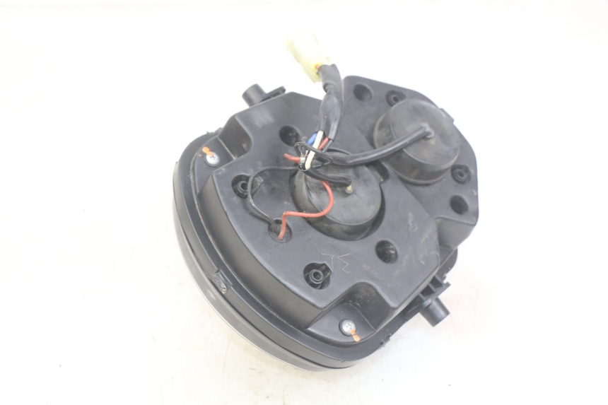 photo de PHARE AVANT MOTRAC URBAN 4T 50 (2016 - 2024) - Zoom état d’usage