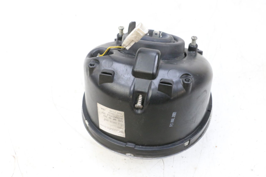 photo de PHARE AVANT PIAGGIO VESPA GTS SUPER IE 125 (2009 - 2016) - Points de fixation