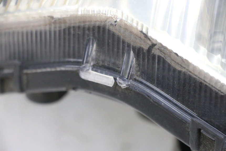 photo de PHARE AVANT PEUGEOT VIVACITY NEW 4T 50 (2008 - 2017) - Marquages et références