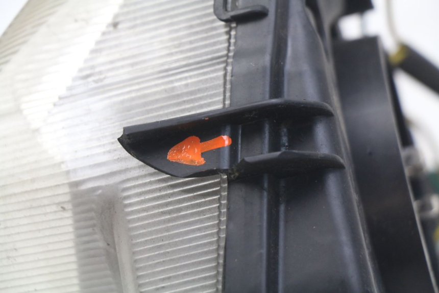 photo de PHARE AVANT PEUGEOT VIVACITY 125 (2010 - 2017) - État de surface