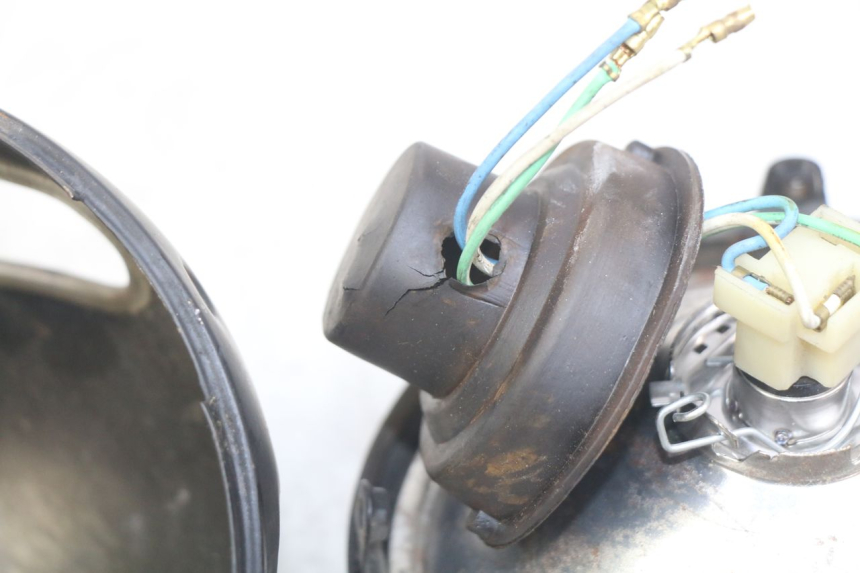 photo de PHARE AVANT DAELIM VL DAYSTAR 125 (2000 - 2011) - Autre angle de vue