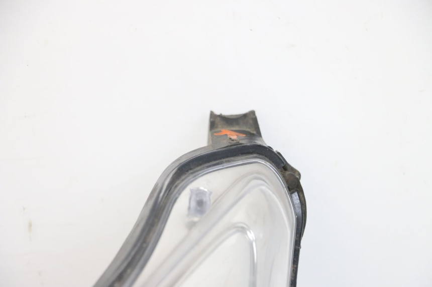 photo de PHARE AVANT YAMAHA XMAX X-MAX 125 (2006 - 2009) - Détails caractéristiques