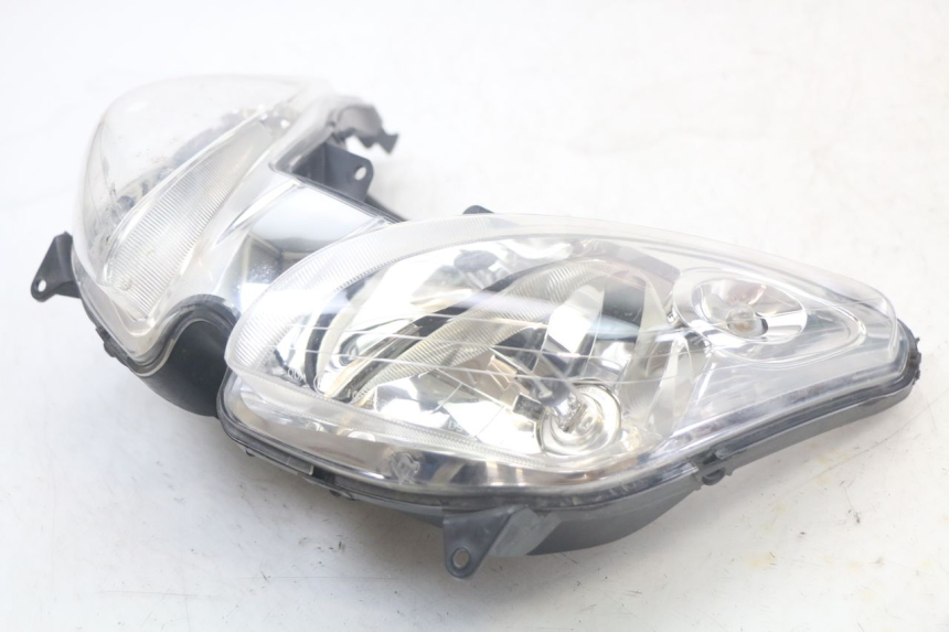 photo de PHARE AVANT YAMAHA XMAX X-MAX 125 (2006 - 2009) - Autre angle de vue