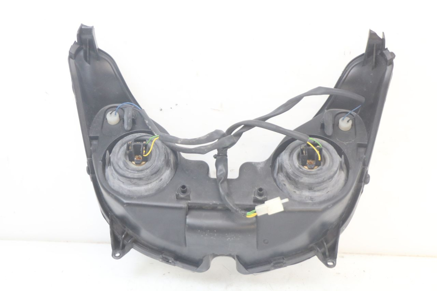 photo de PHARE AVANT YAMAHA XMAX X-MAX 125 (2006 - 2009) - État de surface