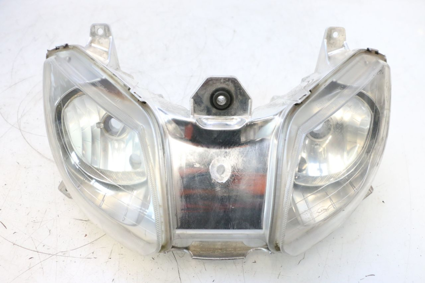 photo de PHARE AVANT YAMAHA X-MAX XMAX 125 (2010 - 2013) - Vue principale