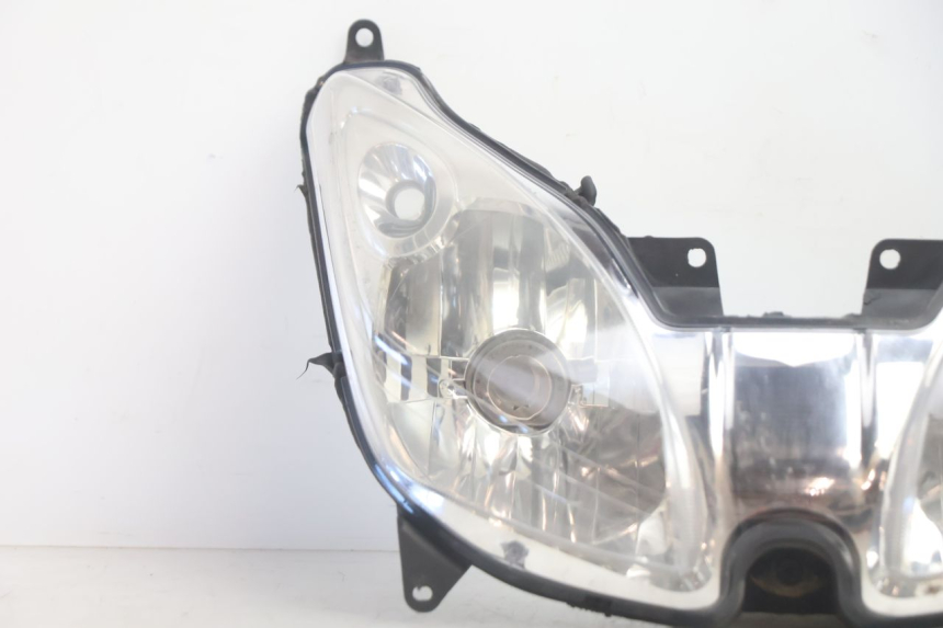 photo de PHARE AVANT YAMAHA XMAX X-MAX 125 (2006 - 2009) - Détail de la pièce