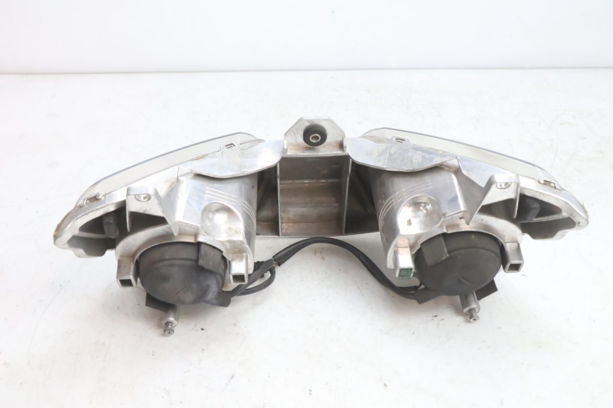photo de PHARE AVANT YAMAHA X-MAX XMAX 125 (2010 - 2013) - Vue d’ensemble