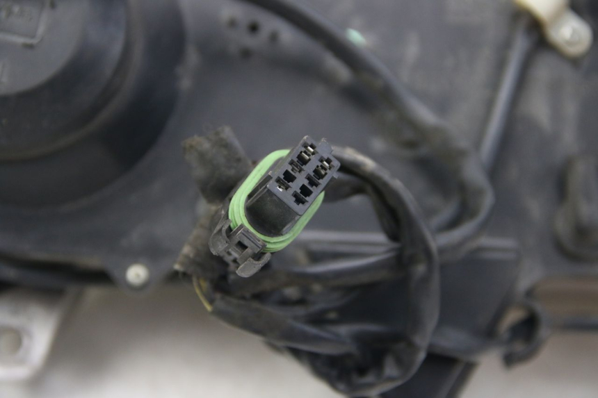 photo de PHARE AVANT PIAGGIO X9 EVOLUTION 125 (2003 - 2007) - Vue produit