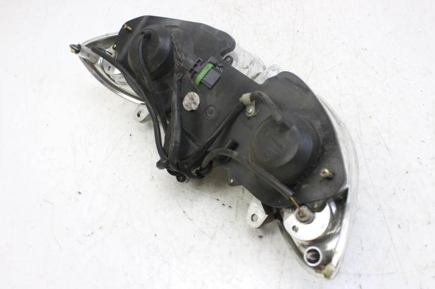 photo de PHARE AVANT PIAGGIO X9 EVOLUTION 250 (2003 - 2007) - Détail de la pièce