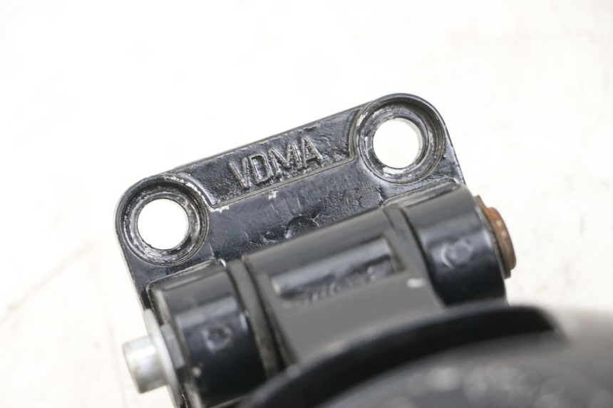 photo de PHARE AVANT YAMAHA XV VIRAGO 750 (1984 - 1998) - Points de fixation