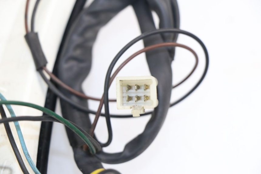 photo de PHARE AVANT YAMAHA YP MAJESTY 125 (1998 - 2001) - Détail de la pièce