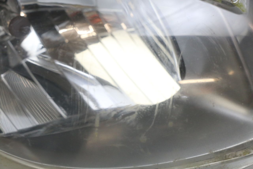 photo de PHARE AVANT YAMAHA YP MAJESTY 400 (2004 - 2008) - Zoom composants