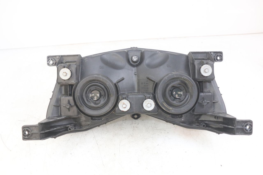 photo de PHARE AVANT YAMAHA YP MAJESTY 400 (2004 - 2008) - État de surface