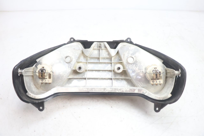 photo de PHARE AVANT YAMAHA YP MAJESTY 125 (2002 - 2006) - État de surface