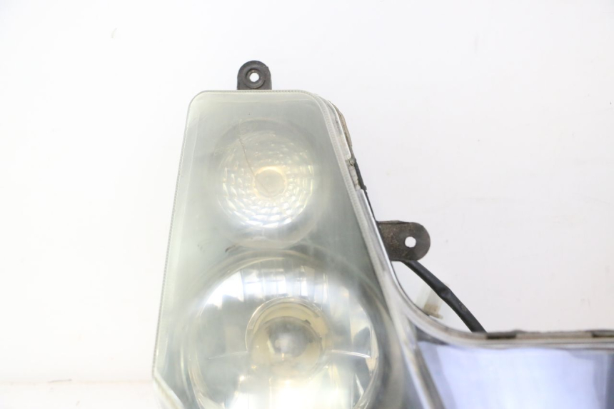 photo de PHARE AVANT YIYING YY50QT-6 50 - Vue rapprochée