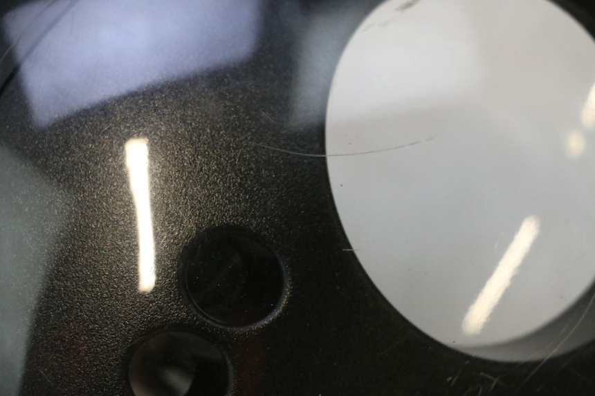photo de PHARE AVANT PIAGGIO ZIP 2T 50 (2009 - 2019) - Zoom état d’usage