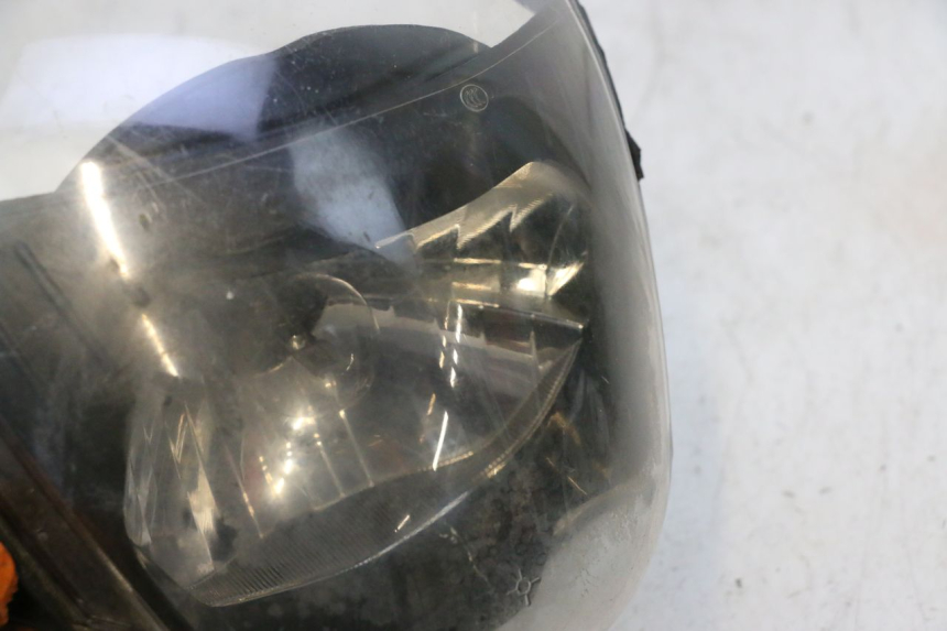 photo de PHARE AVANT PIAGGIO ZIP 4T 50 (2018 - 2020) - Vue d’ensemble