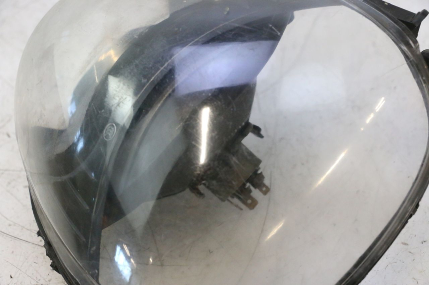photo de PHARE AVANT PIAGGIO ZIP 4T 50 (2018 - 2020) - Points de fixation