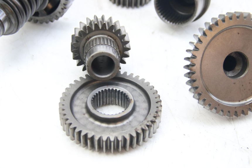 photo de PIGNON TRANSMISSION SUZUKI BURGMAN 650 (2002 - 2004) - Détail de la pièce