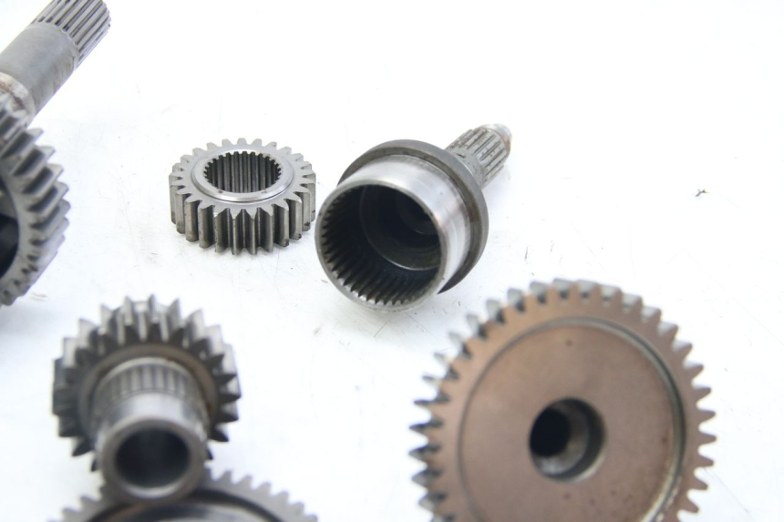 photo de PIGNON TRANSMISSION SUZUKI BURGMAN 650 (2002 - 2004) - Zoom état d’usage