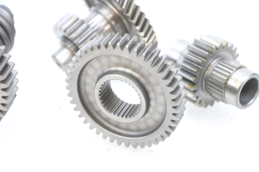 photo de PIGNON TRANSMISSION SUZUKI BURGMAN 650 (2013 - 2020) - Zoom état d’usage