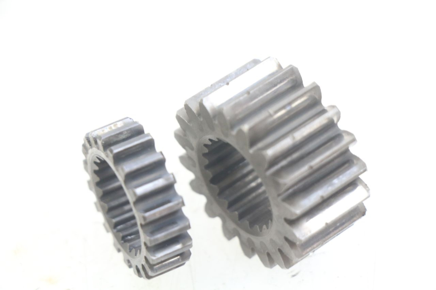 photo de PIGNON TRANSMISSION HONDA CM 125 (1983 - 2003) - Détail de la pièce