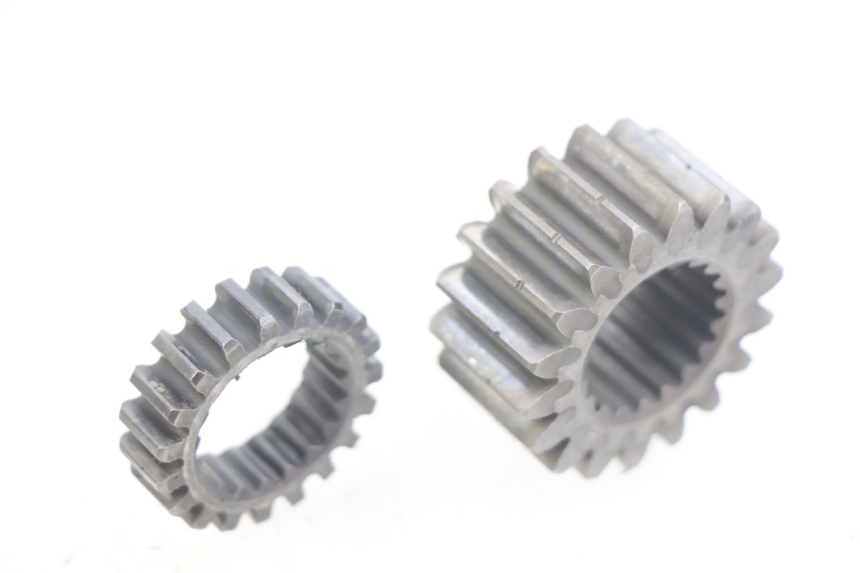 photo de PIGNON TRANSMISSION HONDA CM 125 (1983 - 2003) - Zoom état d’usage