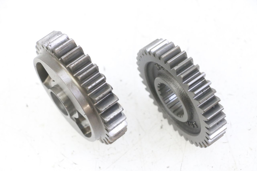 photo de PIGNON TRANSMISSION HONDA NTV DEAUVILLE ABS 700 (2007 - 2016) - Autre angle de vue