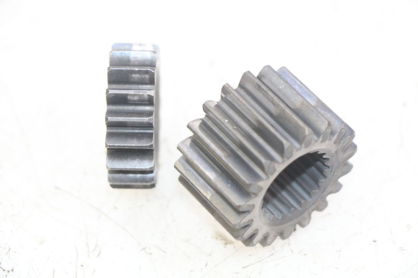 photo de PIGNON TRANSMISSION YCF PILOT 125 - Zoom état d’usage